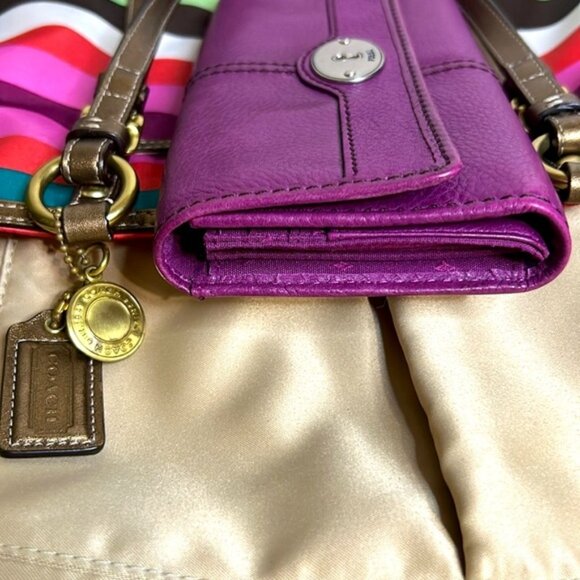 Coach Legacy Stripe Tote F0926-F14009 and Fossil Wallet with Coordinating Color - Picture 9 of 10